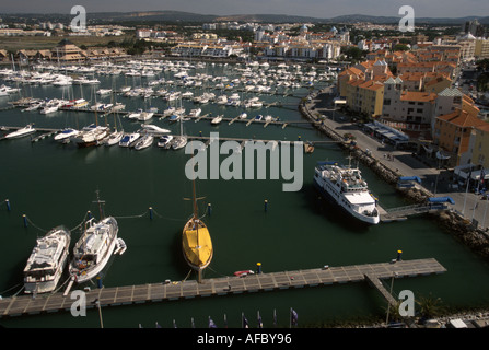 Portugal, Portugal, Westeuropa, Europa, Süd-, Süd-, Süd-, Algarve, Vilamoura, Yachthafen, Boote, Wasser, Schiff, Transport, Luftaufnahme von oben fr Stockfoto