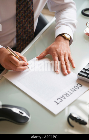 Geschäftsmann, Vertragsabschluss, close-up Stockfoto