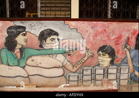 Wandbild Darstellung der nicaraguanischen Revolution unter der Leitung von der FSLN gegen die Regierung Somoza, Jinotega, Nicaragua Stockfoto