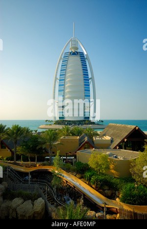 Wadi Water Park und Hotel Burj Al Arab, Burj al-Arab, Dubai, Vereinigte Arabische Emirate Stockfoto