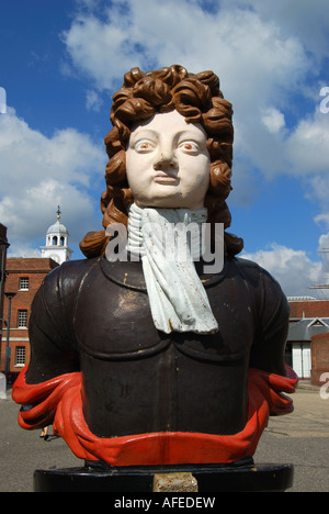 Admiral Nelson Aushängeschild von HMS Trafalgar, Historic Dockyard, Portsmouth, Hampshire, England, Vereinigtes Königreich Stockfoto