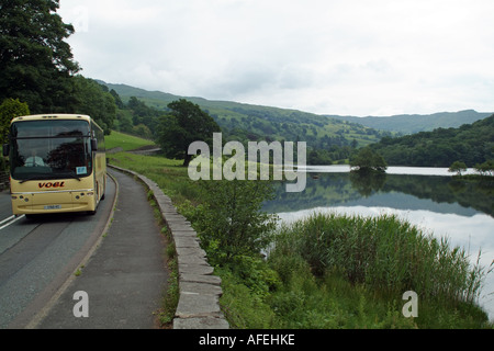 Tourbus Rydal Wasserlassen in der Nähe von Ambleside im Lake District von Cumbria nördlichen England UK Stockfoto