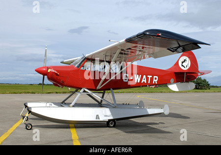 Taufen Sie A1 Husky Wasserflugzeug serielle Registrierung G-WATR Stockfoto