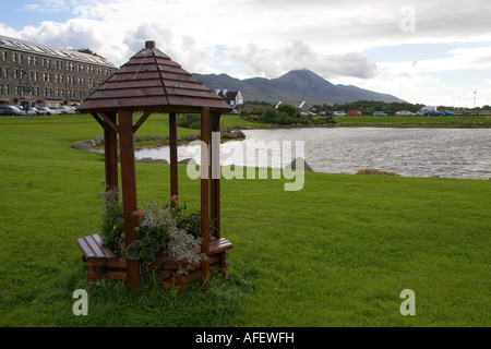 Westport Quay mit Croagh Patrick in der Ferne, County Mayo, Irland Stockfoto