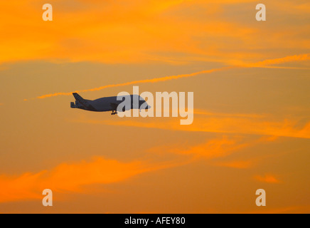 Frankreich Midi-Pyrenäen Haute Garonne Toulouse Airbus A300-600ST Beluga Transportflugzeuge der Super Transporter Stockfoto