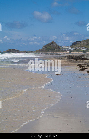 dh St Ouens Bay ST OUEN JERSEY Sandstrand Meerwasser Am Strand entlang Kanal Inseln Sand Meer Küste Küste Insel Küste vereinigtes Königreich Stockfoto