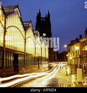 Cheshire Stockport Victorian Market Hall St. Marys Pfarrkirche Stockfoto