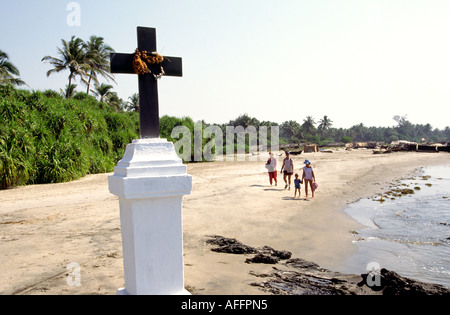 Indien Goa Morgim Religion zu überqueren, am Strand Stockfoto
