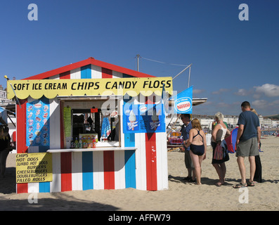 Strand-Hütte auf Weymouth Strand Dorset Verkauf von Speisen und Getränken Stockfoto