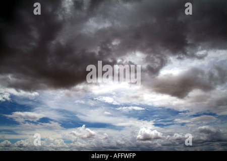 Die Wolken im Monsun über Burma. Stockfoto