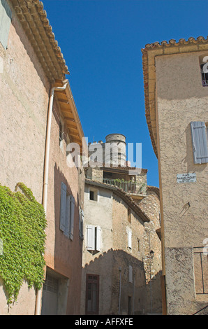 Gasse, Le Barroux Vaucluse Provence Südfrankreich, Mai 2005 Stockfoto