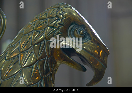 Der Leiter der Brass eagle Rednerpult in der englischen Kirche Stockfoto