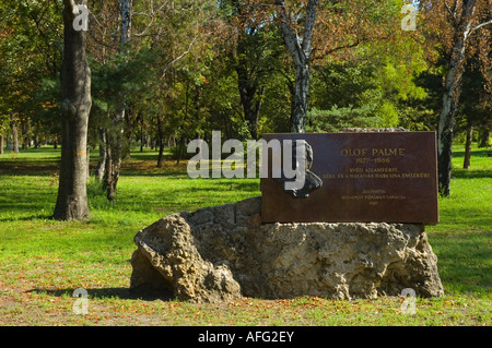 Tafel zum Gedenken an Olof Palme im Stadtpark in Mitteleuropa Budapest Ungarn Stockfoto