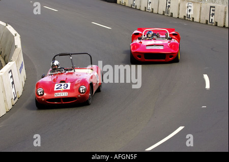 Mistral TR3a und Stanton Corvette Neuseeland spezielle Classic Street Racing Dunedin Neuseeland Südinsel Stockfoto