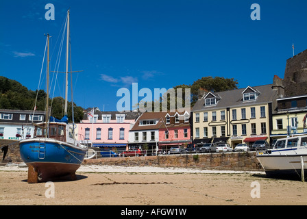 dh Gorey ST MARTIN JERSEY Boot Geführte Yachthäuser und Seafront Kanal Inseln Liegeplätze Insel uk Ebbe Flut Stockfoto