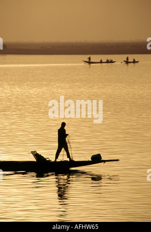 Niger-Flusses Fischer - Mopti, MALI Stockfoto