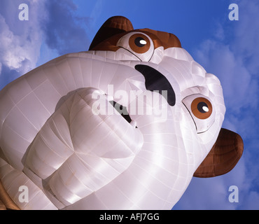 Die Churchill Insurance Bulldog Heißluftballon zu Bristol internationale Ballon-Festival Stockfoto