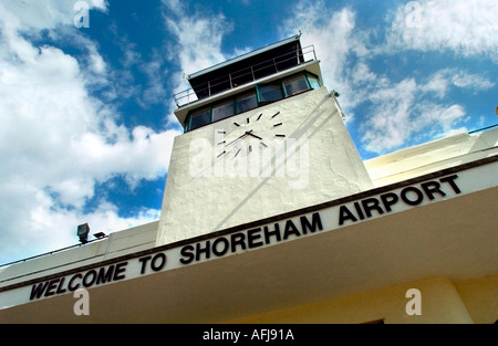 1936-Art-Deco-terminal-Gebäude und Kontrollturm am Flughafen gut erhaltene Shoreham in East Sussex Stockfoto