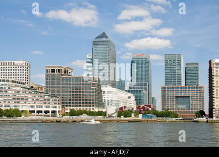 Themse London Docklands regeneration Canary Wharf Skyline Sanierung komplexer Isle of Dogs Tower Hamlets England Großbritannien Stockfoto