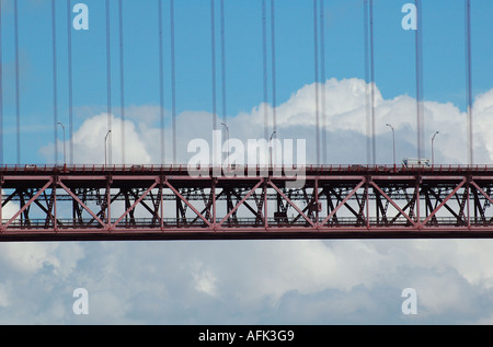 Ponte 25 De Abril Brücke über den Tejo in Lissabon Portugal Stockfoto