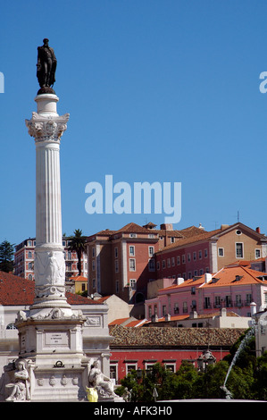 Statue von Don Pedro IV auf dem Don Pedro Platz auch als Rossio im pombalinischen Innenstadt von Lissabon Portugal Stockfoto