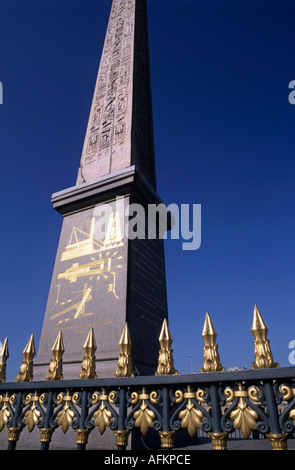 Der ägyptische Obelisk in der Place De La Concorde, Paris, Frankreich. Stockfoto