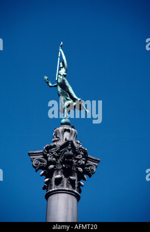 Bronzefigur des Sieges von Robert Aitken Union Square 'San Francisco' Kalifornien USA Statue Symbol Kunst geformt Stockfoto