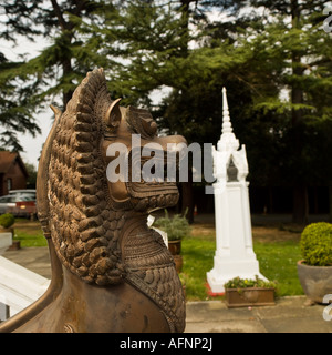 Wat Buddhapadipa thailändischer buddhistischer Tempel in London Wimbledon Stockfoto