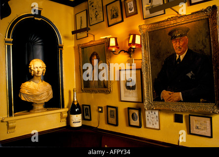 Rules Restaurant Interieur Covent Garden. Ein West End London vor dem Theater gut bekannte Essensstätte 1990s UK HOMER SYKES Stockfoto