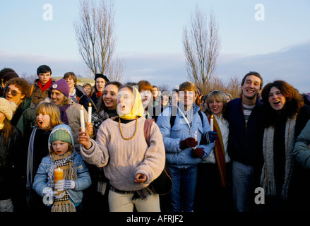 Women Peace Protestierende am Umzäunungszaun, Greenham Common Berkshire England. 1982 oder 1983 80er Jahre UK HOMER SYKES Stockfoto