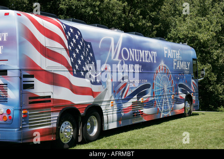 Indiana Marshall County, Plymouth, Marshall County Blueberry Festival, Festivalmesse, Gospel Group Bus, Coach, Monument Quartet, IN070901071 Stockfoto