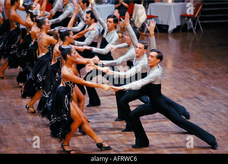 Come Dancing 1980er-Fernsehserien, gefilmt bei Winter Gardens Blackpool Competition Tanzwettbewerb. 1991 1990er Jahre HOMER SYKES Stockfoto