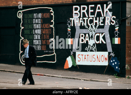 Politische Wandmalerei, Gemälde Belfast Nordirland UK ca. 1985. HOMER SYKES Stockfoto