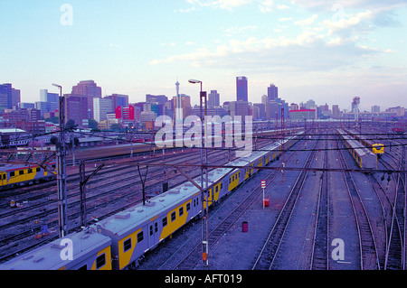 Züge an Parkstation Johannesburg Gauteng in Südafrika Stockfoto