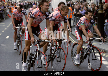 Das Predictor-Lotto-Team bei der 2007 Tour De France Grand Abfahrt Eröffnungsfeier in London Stockfoto