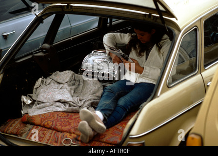 Bermondsey Antiques Market auch als New Caledonian Market, South East London. Friday Market Traders 1990er UK HOMER SYKES Stockfoto