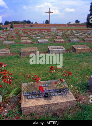 Terezin, Nord-Böhmen, Tschechische Republik. Teresienstadt KZ. Jüdischer Friedhof Stockfoto