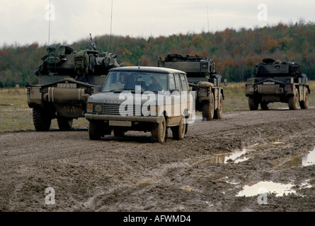 Territorial Army, Duke of Westminster, 6. Duke, Salisbury Plain Weekend Night Exercises Wiltshire 1991 UK 1990er HOMER SYKES Stockfoto