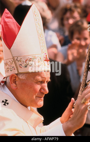 Papst Johannes Paul II. 1980er Jahre Papstbesuch in Großbritannien 1982. Wembley Arena, London England HOMER SYKES Stockfoto