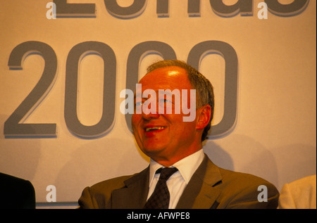 Ken Livingstone Politiker, Wahlnacht 5th. Mai 2000 Er kandidierte als unabhängiger Kandidat, um der erste Bürgermeister von London zu werden 2000s HOMER SYKES Stockfoto