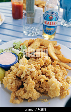 Cracked Conch-Abendessen in einem Restaurant in Harbour Island Bahamas Stockfoto