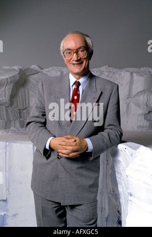 John Stalker britischer Fernsehmoderator, ehemaliger britischer Polizist, der als stellvertretender Chief Constable von HOMER SYKES im Großraum der 1990er Jahre diente Stockfoto