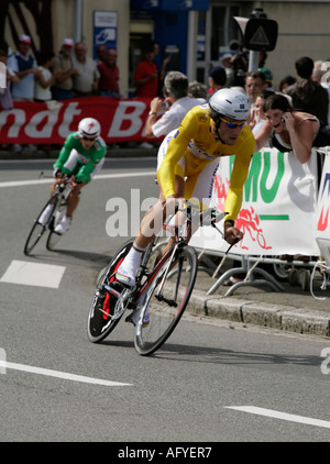 Tom Boonen gelbe Trikot führt Robbie McEwen Punkten führend in grüne Tour De France 2006 Rennes Zeit Erprobungsphase 7 Stockfoto