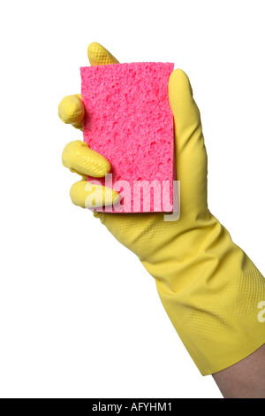 Hand in gelben Gummihandschuh mit Schwamm Stockfoto