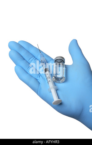 Hand mit Gummihandschuh hält Immunisierung Stockfoto