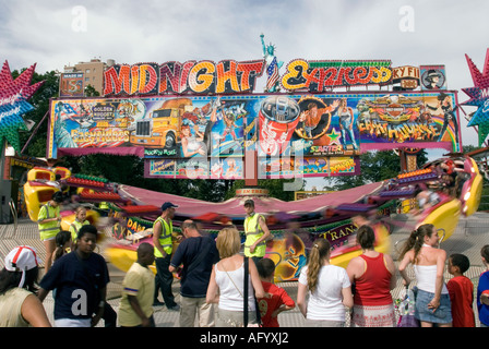 Kirmes fahren in Lambeth Land zeigen Juli 2006 Brockwell Park Herne Hill London UK Stockfoto