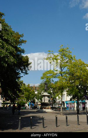 Blick auf St. Pauls Square Bedford England Stockfoto