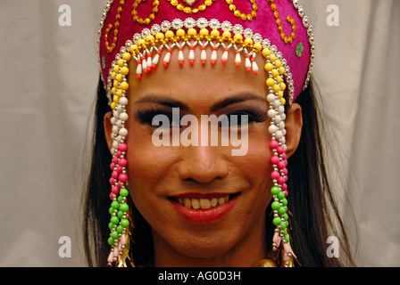 Eine asiatische Transgender während einem Wanderarbeiter Transgender Schönheitswettbewerb in Tel Aviv Israel Stockfoto