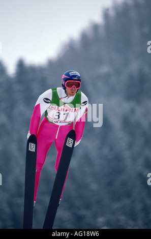 Thoma, Dieter, * 19.10.1969, deutscher Sportler (Skispringen), in voller Länge, nordische Skiweltmeisterschaft, Val di Fiemme, Predazzo, 7.2.1991 - 21.2.1991, Stockfoto