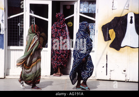 Libyen-Stadt von Sabah Alltag Straße beherbergt Geschäfte Stockfoto